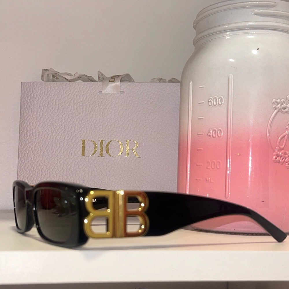 Balenciaga Rectangular Sunglasses - image 4